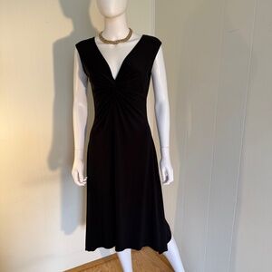 London Times Black Sleeveless V Neck, Pull On, Easy Wear, Mid Length sz 8